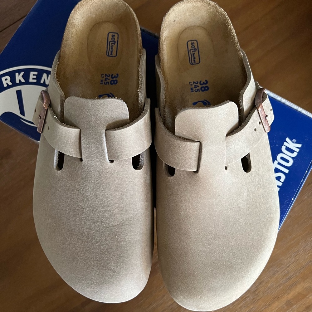 Birkenstock Boston. EU 38 (W 7-7.5) Tobacco Brown